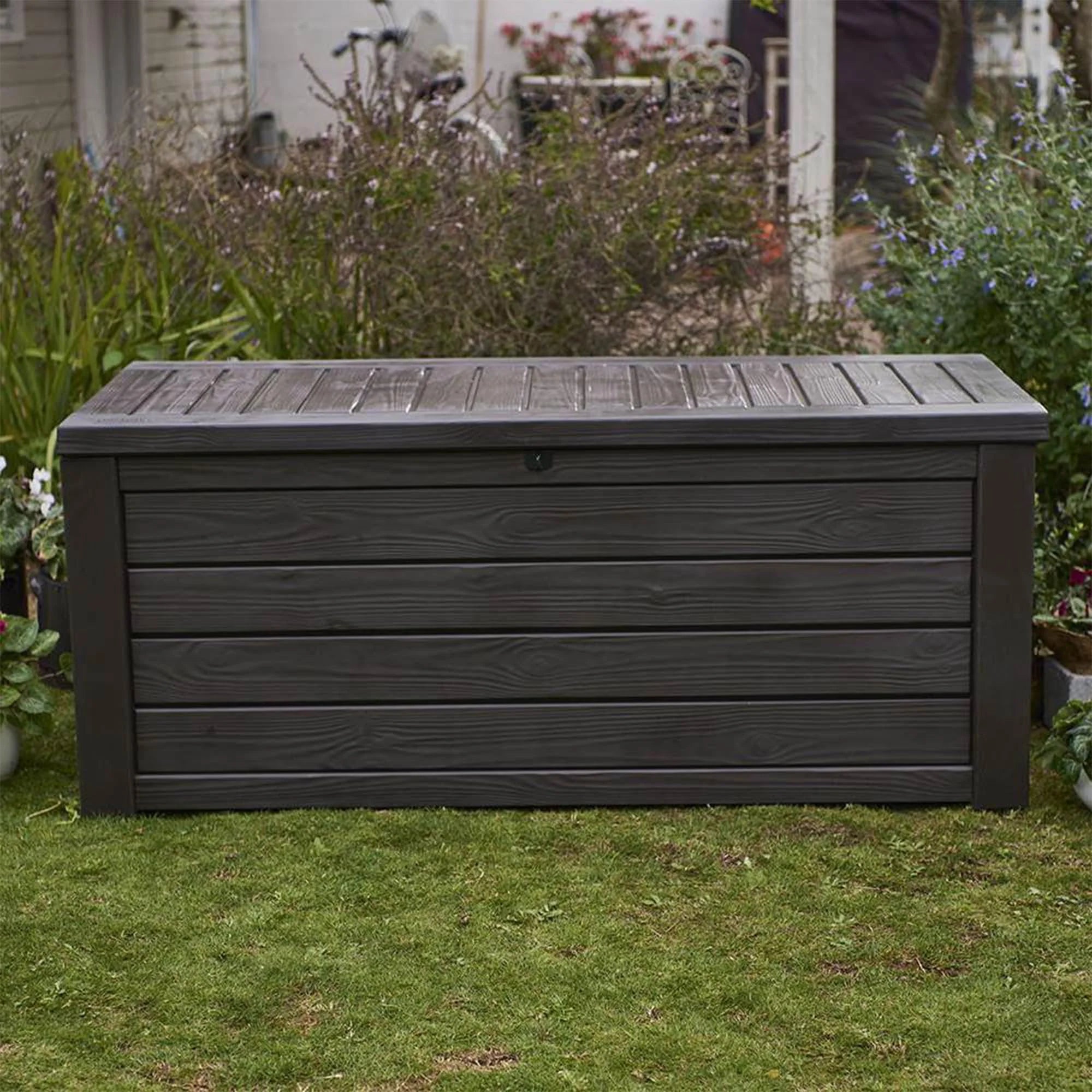 Westwood 150 Gallon Plastic Outdoor Storage Deck Box